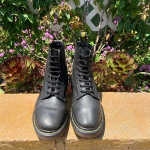 Vintage Original Doc Martens 1460 Boots